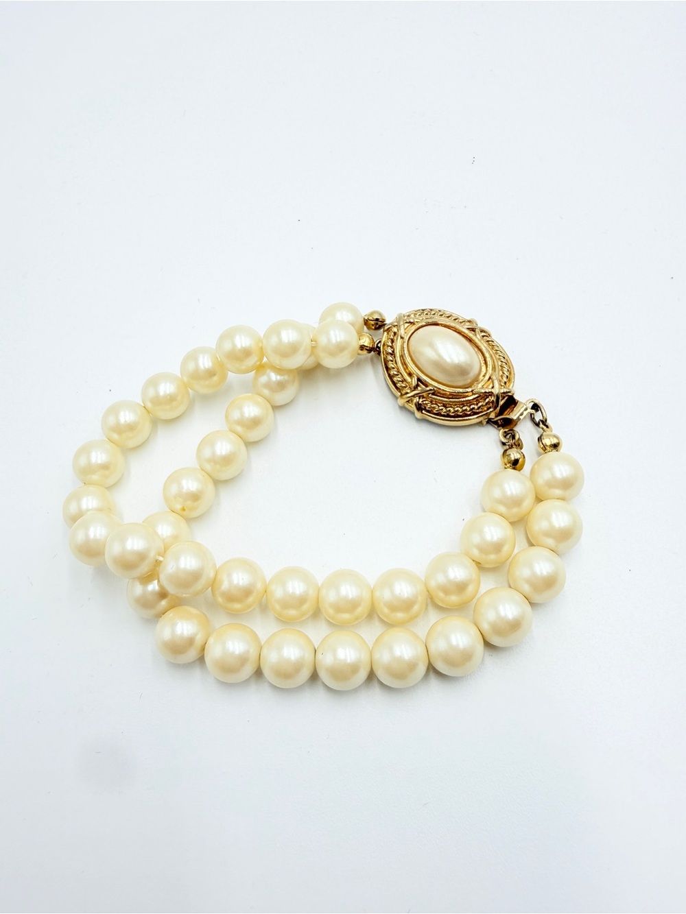 Vintage Double Strand Faux Pearl Bracelet Gold Tone Statement Clasp